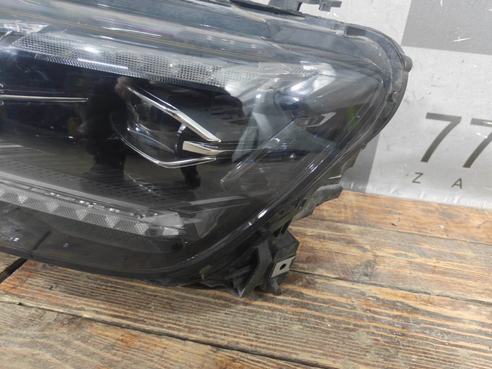 Фара левая LED Geely Monjaro 21-нв Б/У Оригинал 7051047300