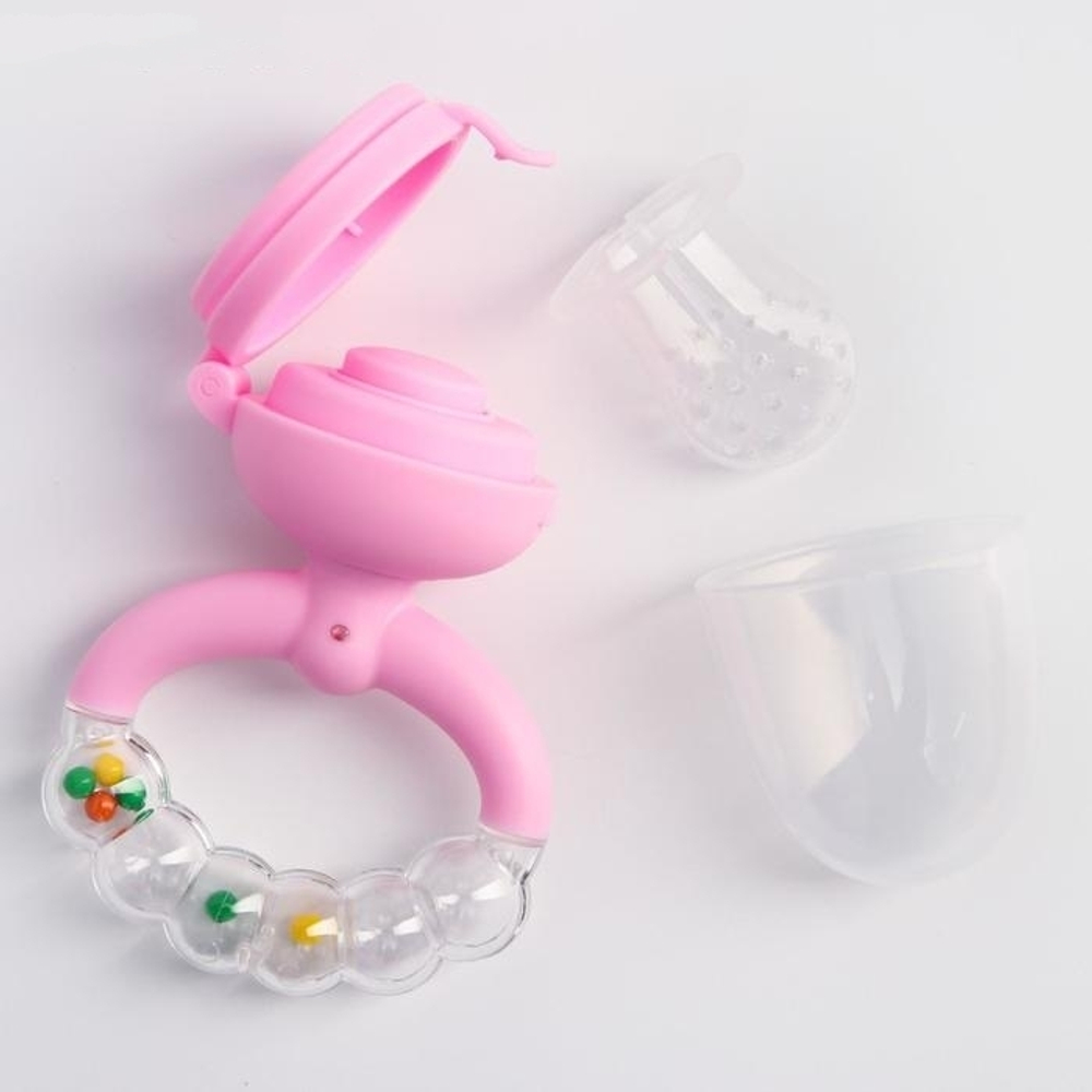 4780632 Ниблер с силикон. сеточкой, ручка-погремушка, вр. поршень, цвет розовый