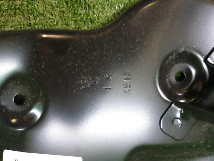 Усилитель двери задний Maserati Levante (16-24)