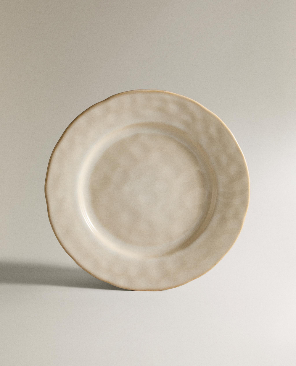 Zara Home тарелка обеденная из каменной керамики, цвет кремовый, 27.8 см