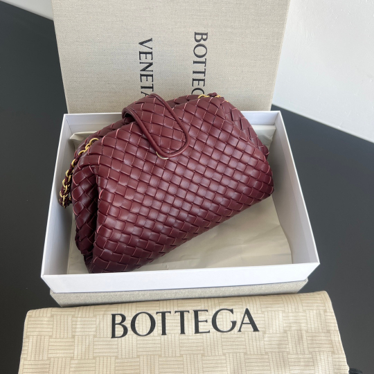 Bottega Veneta Small Lauren 1980 27 cm