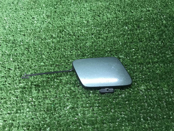 Заглушка буксировочного крюка Audi A4 B9 (15-20)