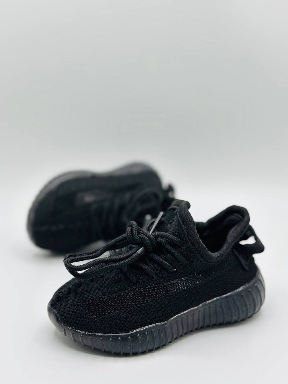 Детские кроссовки Yeezy Pro