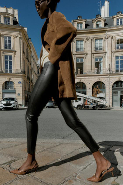 ZARA ЛЕГИНСЫ С ВЫСОКОЙ ПОСАДКОЙ И ЭФФЕКТОМ КОЖИ, ЧЕРНЫЙ