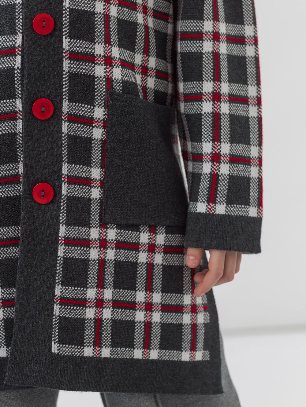 Кардиган серо-бело-красный для девочки арт. АТ922