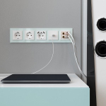 Рамка на 5 постов фисташковый