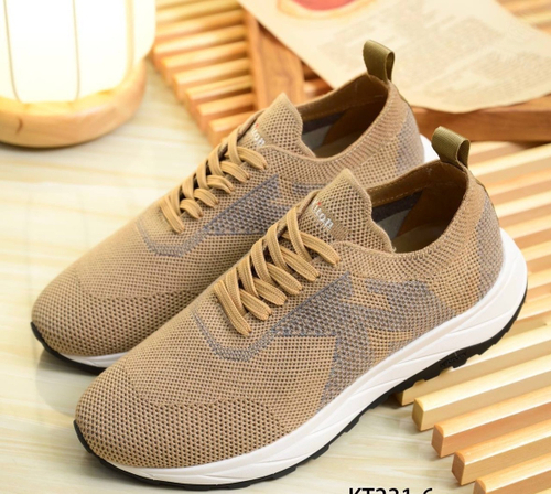 Кроссовки Kiton