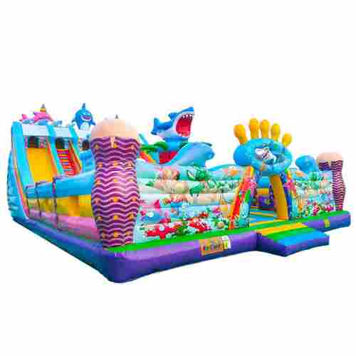 Коммерческий надувной батут «В гостях у акулы», 18*10*7 м