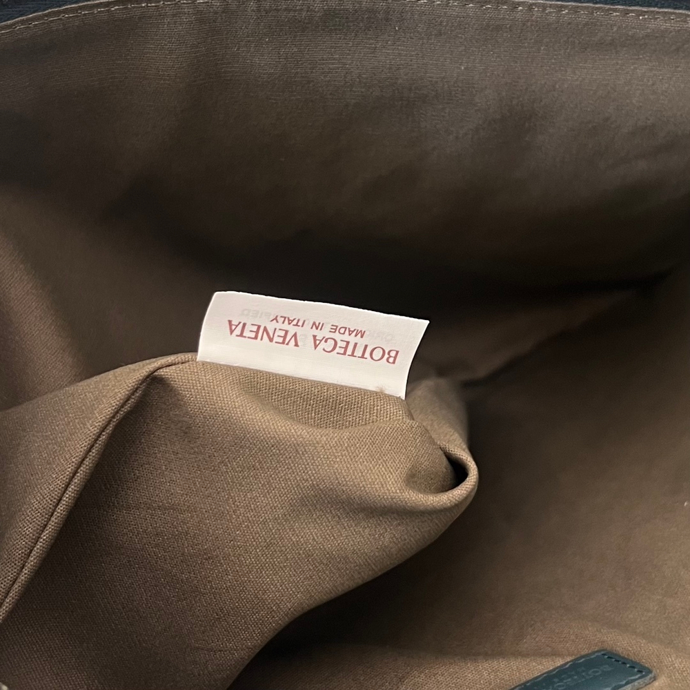 Bottega Veneta Pouch 30 cm