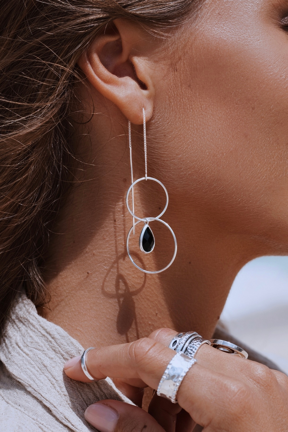 Серьги-протяжки «Сатурн» с черным ониксом