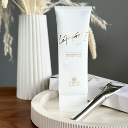 Омолаживающая пенка для умывания HERMOSA Serieux La Preparation X Washing Cream