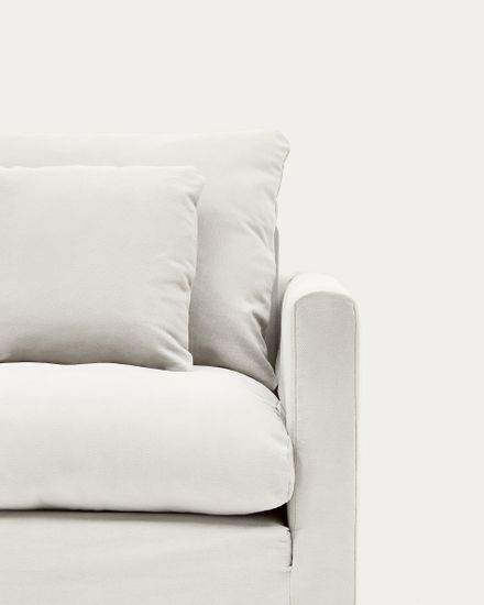 A cover dsigned to keep your Nora armchair in brand-new condition. Made from linen and cotton fabri