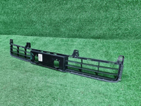 Решетка переднего бампера Land Cruiser 200 (12-15)