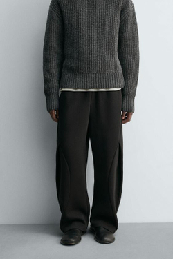 ZARA БРЮКИ BALLOON FIT ИЗ НЕОПРЕНОВОЙ ТКАНИ СО СКЛАДКАМИ, ЧЕРНЫЙ