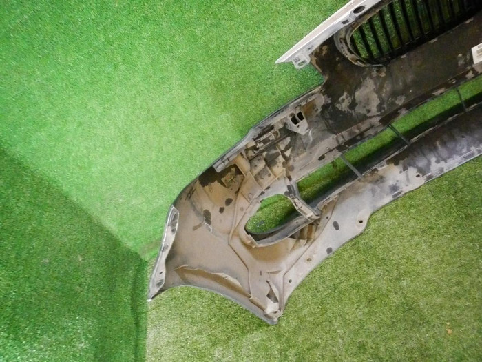 Бампер передний BMW 5er F10 F11 (2009-2013)