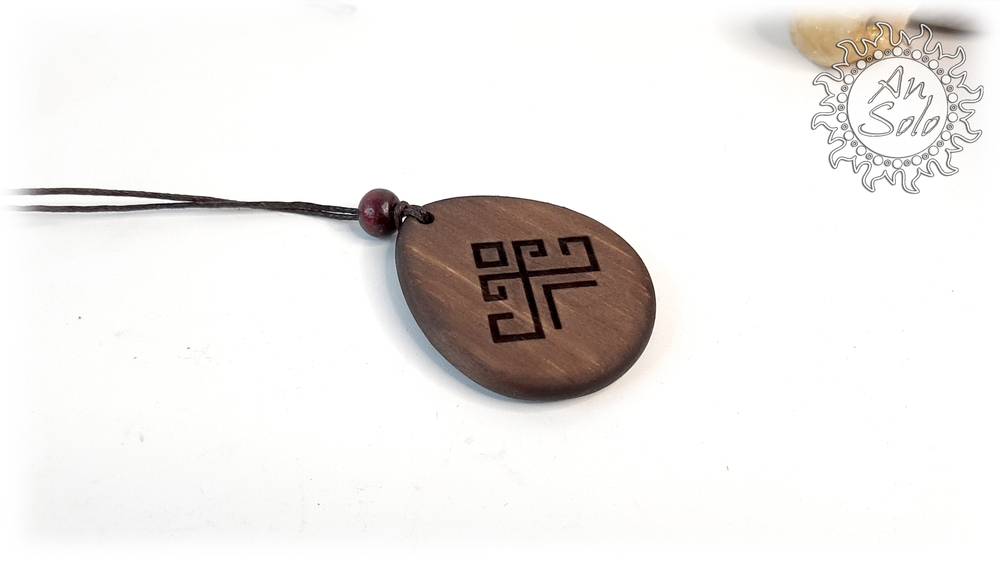 Оберег-капля "Рожана" из кедра