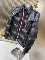 Пуховик Moncler