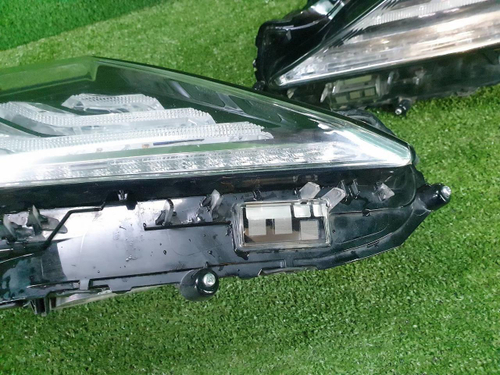 Фара Комплект фар Toyota Camry xv70 (2020-н.в.) LED