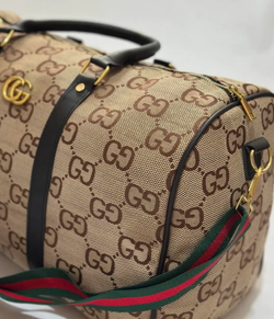 Сумка Gucci стильная