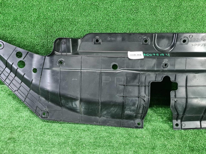 Кожух замка капота Toyota Land Cruiser Prado 150 (2017-н.в.)