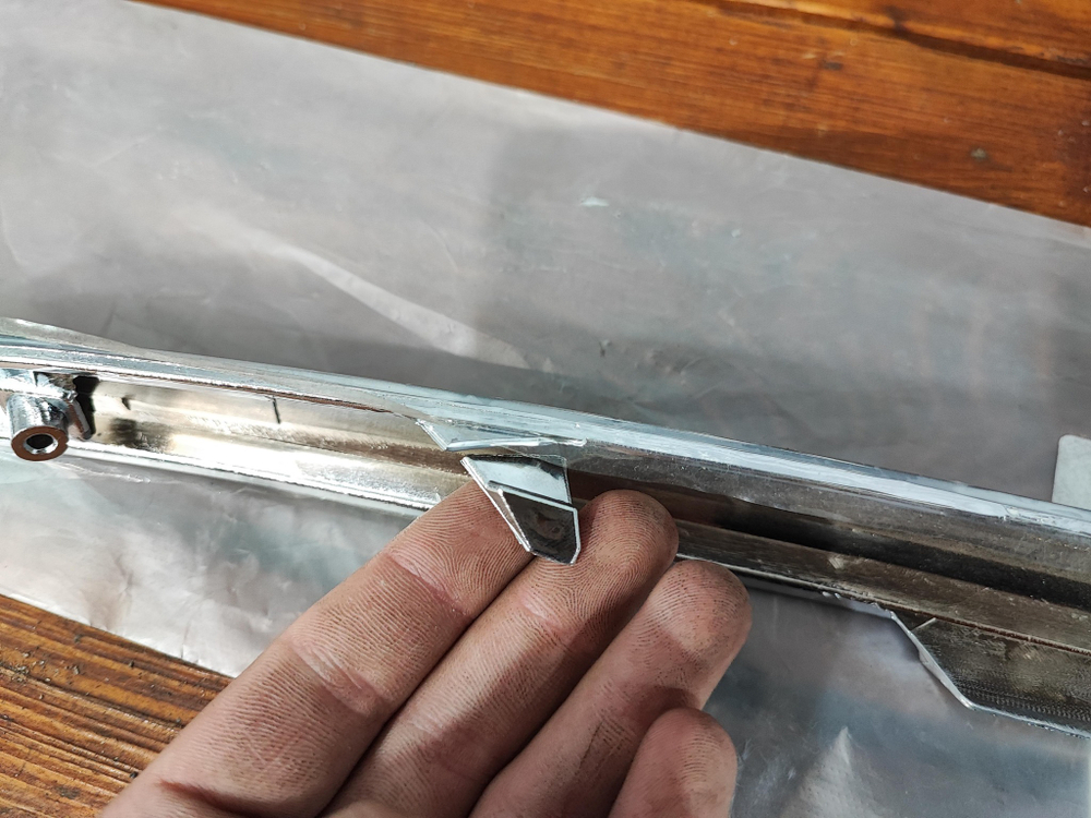 Молдинг переднего бампера Kia Sportage 3 10-16 Новый 865824T000