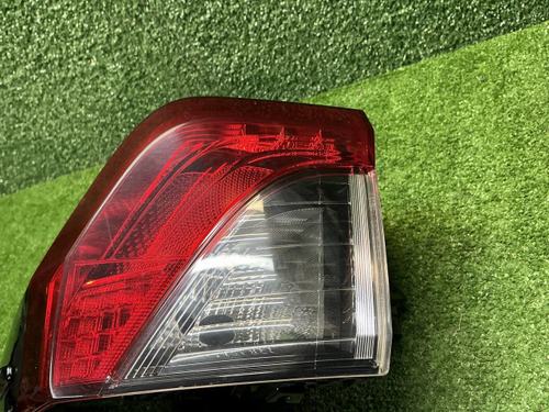 Фонарь левый внешний Toyota RAV4 5 XA50 (18-нв)