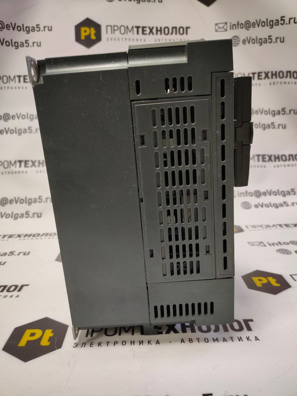Schneider Electric ATV71HU30N4