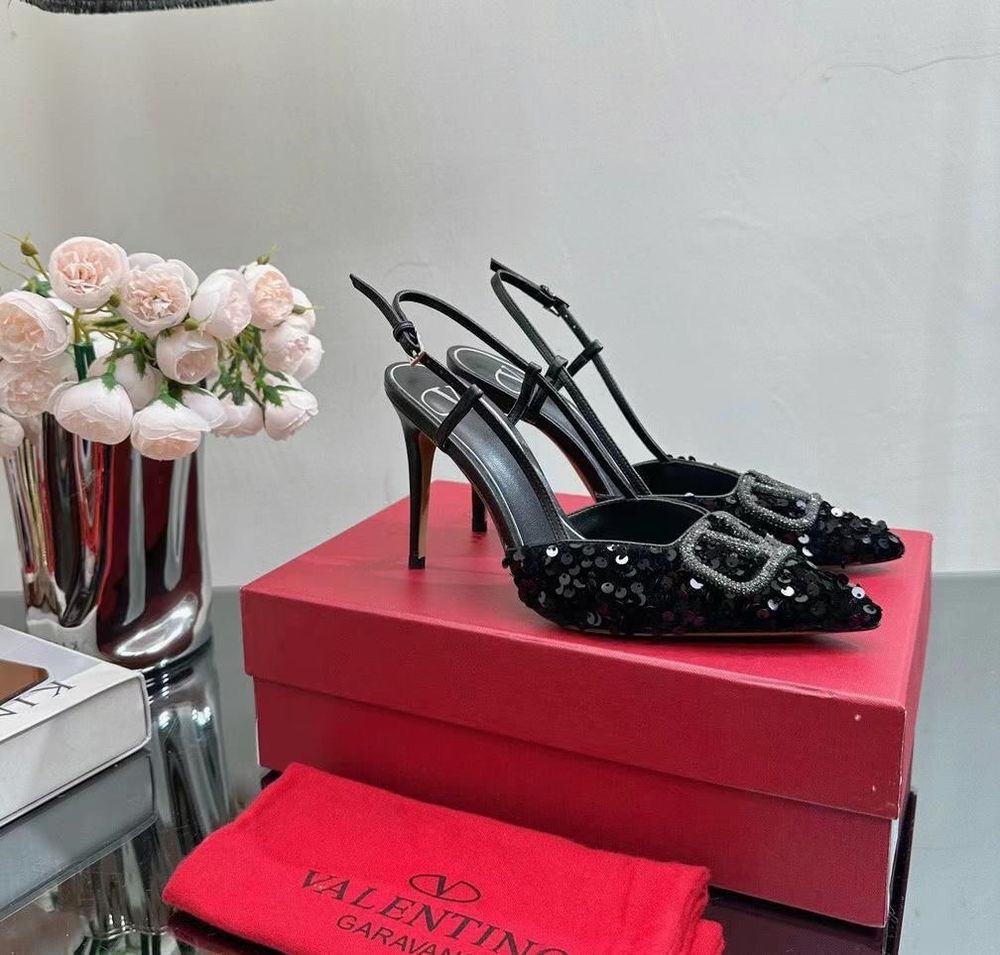 Босоножки Valentino