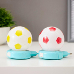 2802330 Ночник пластик от сети "Футбольный мяч" МИКС 8х5,5х5,5 см