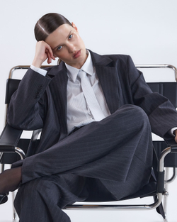 Брюки в полоску из шерсти Лоро Пиана темно-серый