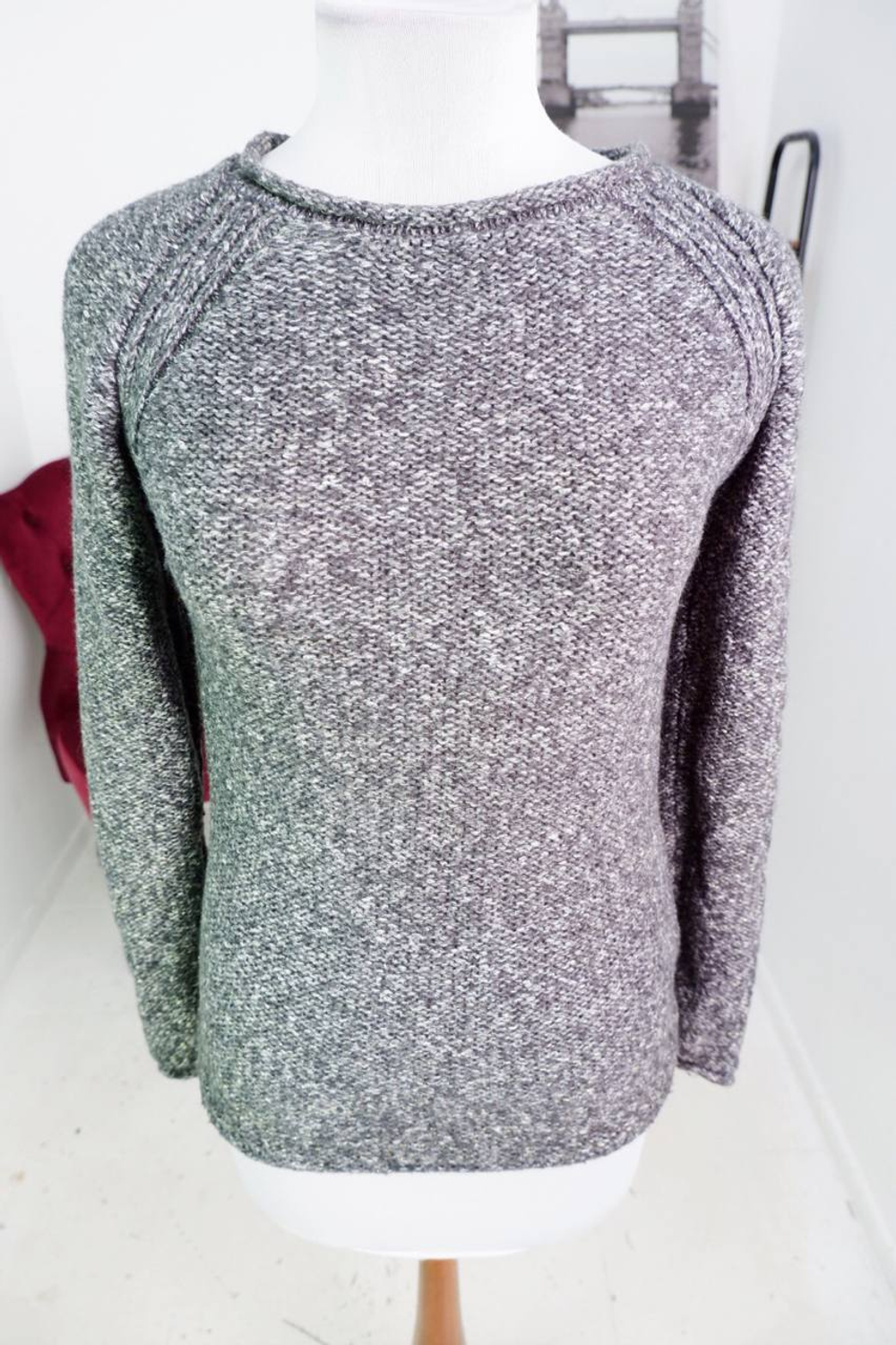 Джемпер Reserved базовый, маркировка S, визуально на 44 размер