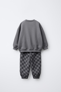 ZARA КОМПЛЕКТ ИЗ ТОЛСТОВКИ И БРЮК-ДЖОГГЕРОВ С НАДПИСЬЮ, АНТРАЦИТОВО-СЕРЫЙ