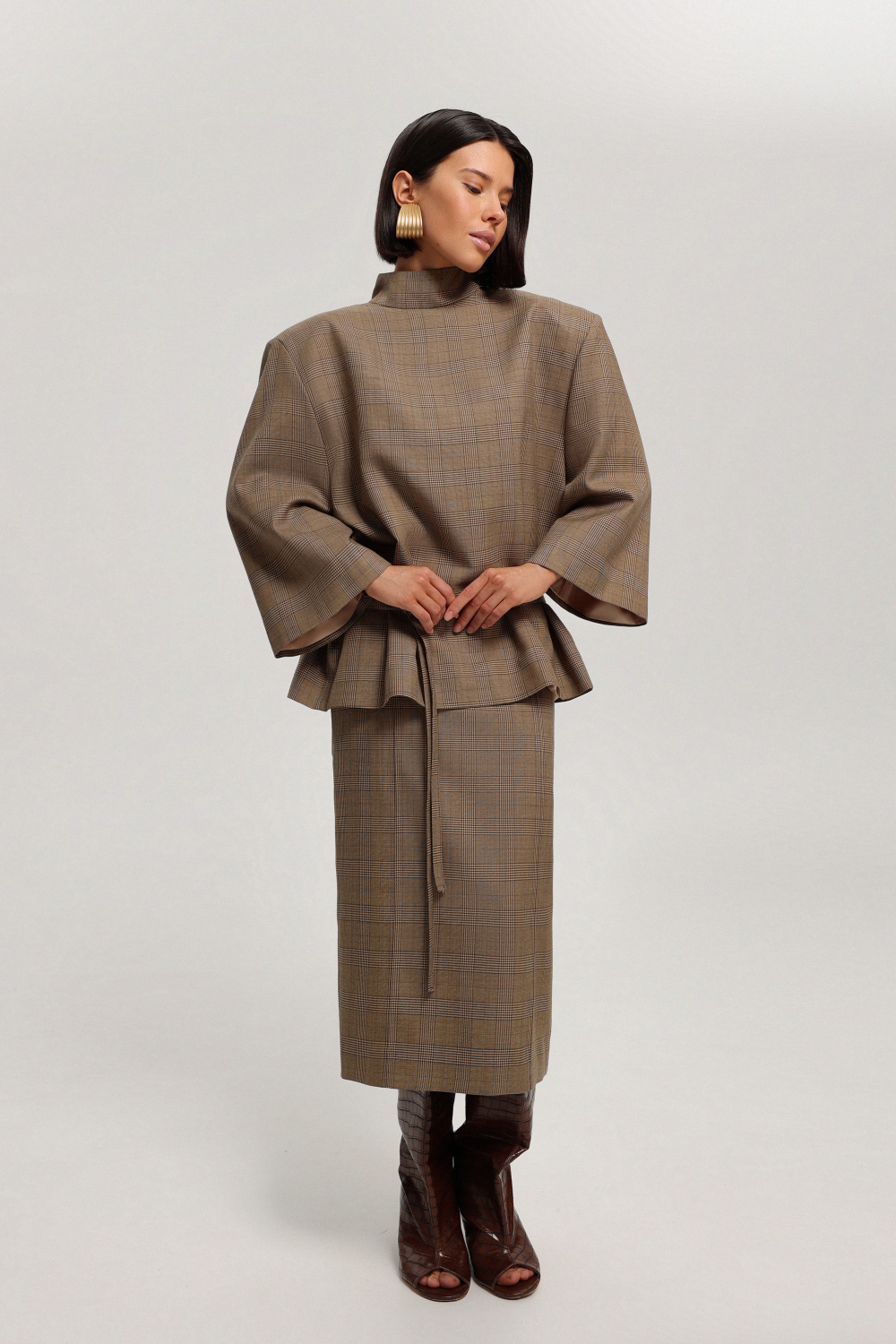 Юбка-карандаш миди