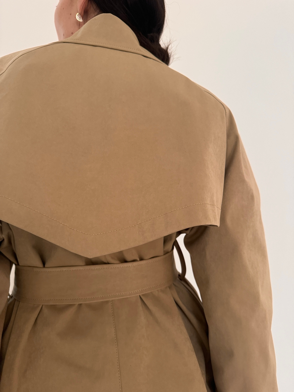 Тренч однобортный укороченный