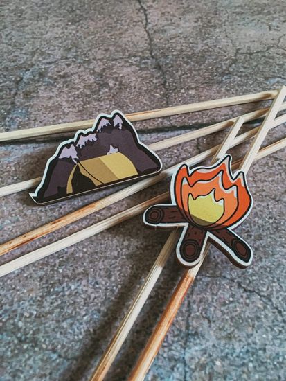 Значок деревянный (брошь)  Campfire. Fire Pin