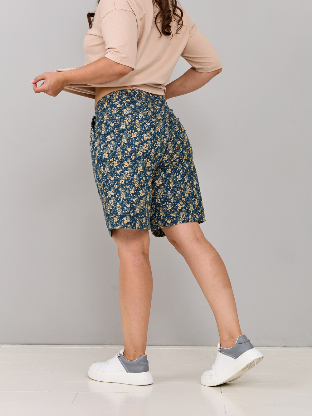 Шорты Н-147/джинсиндиго-цветыбежевые