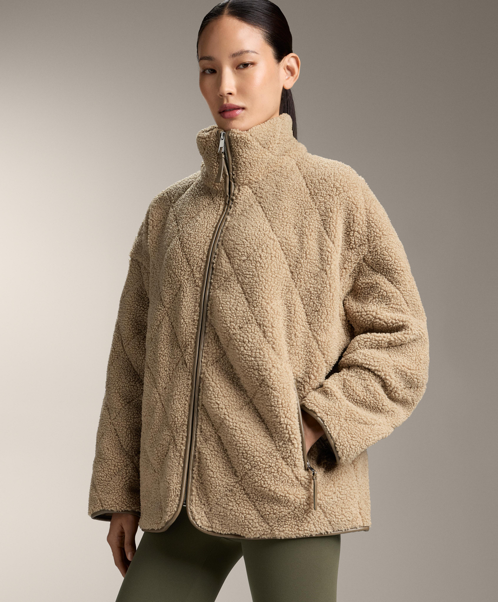 Oysho Стеганая куртка из искусственной овчины в ромбы, бежево-зеленый