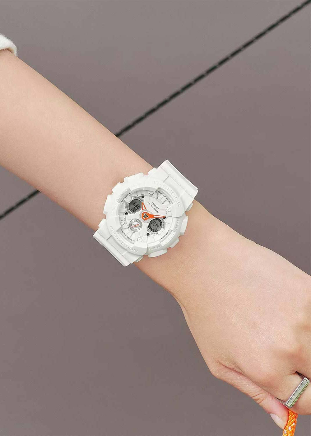 Женские наручные часы Casio GMA-S120SA-7A1