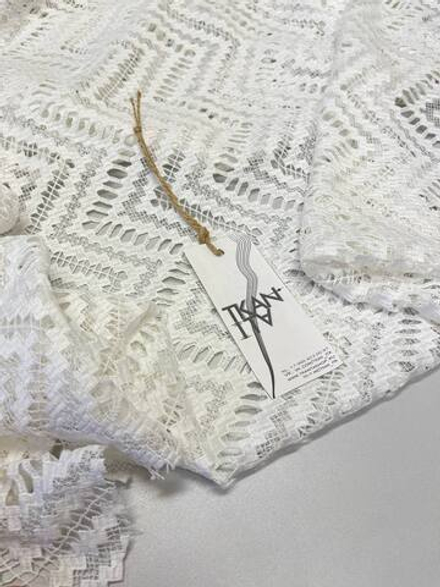 Плательно-костюмное плетеное кружево (100%полиамид, Белый/фигурный зигзаг, 128, 180 гр/м2)