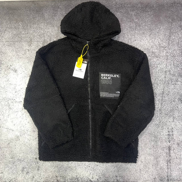 Ветровка шерпа TNF black