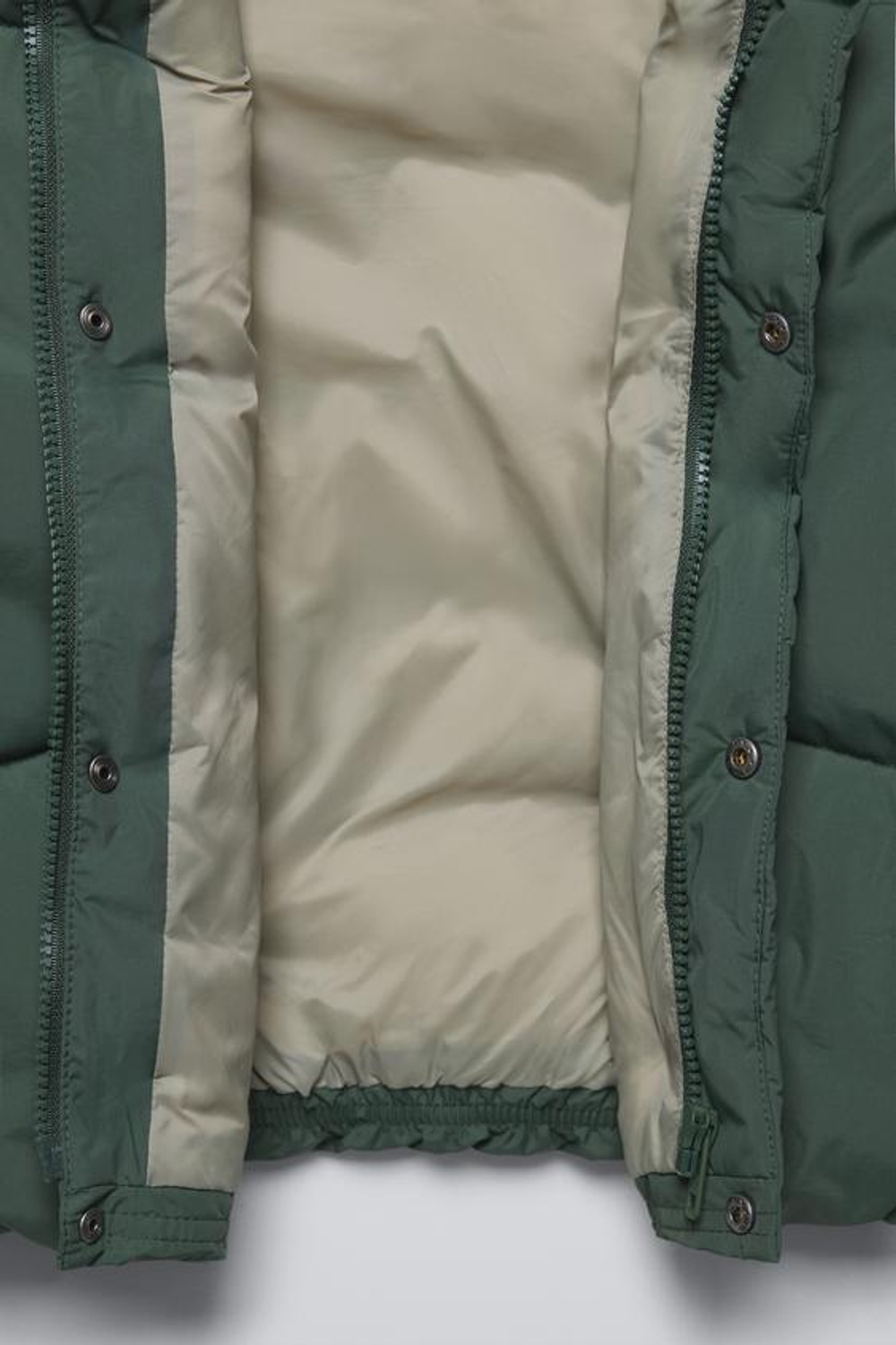 ZARA НЕПРОМОКАЕМЫЙ СТЕГАНЫЙ ЖИЛЕТ, ЗЕЛЕНЫЙ