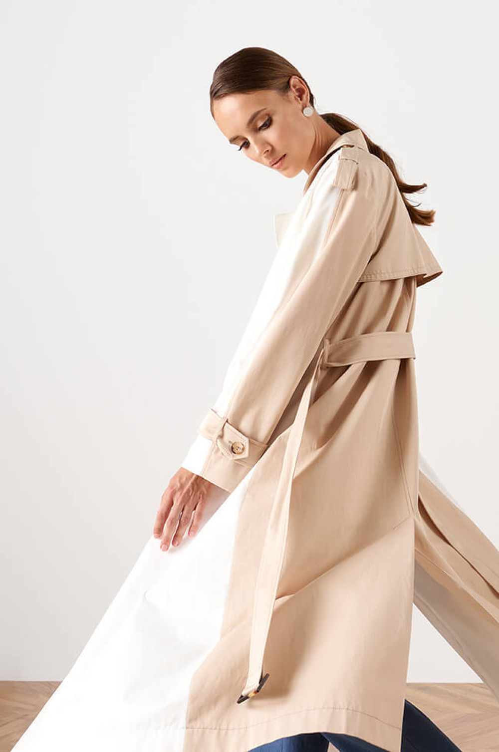 0105 Плащ женский (молочный / бежевый)