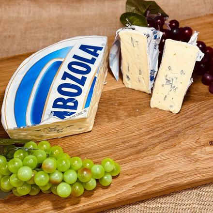 Сыр мягкий с двойной плесенью «Cambozola» 70%, Италия