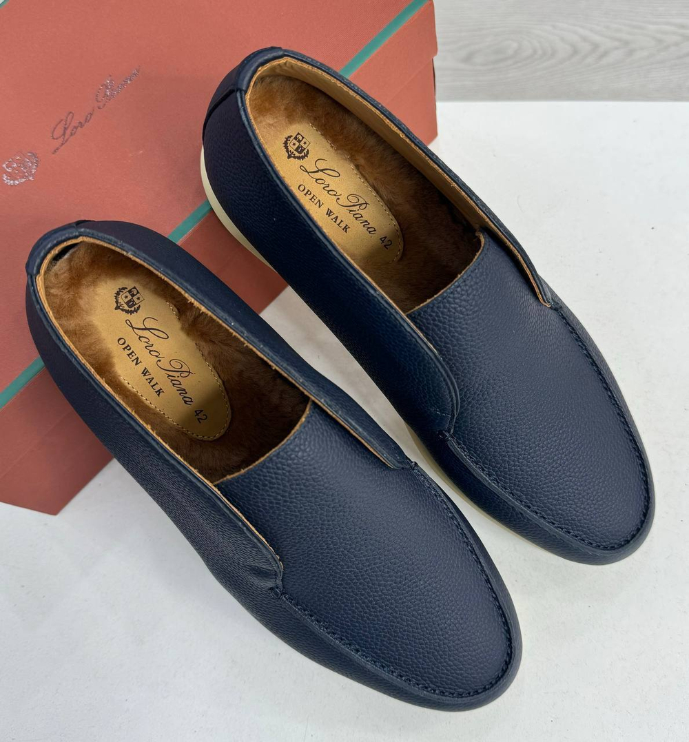 Лоферы Loro Piana с меховой стелькой