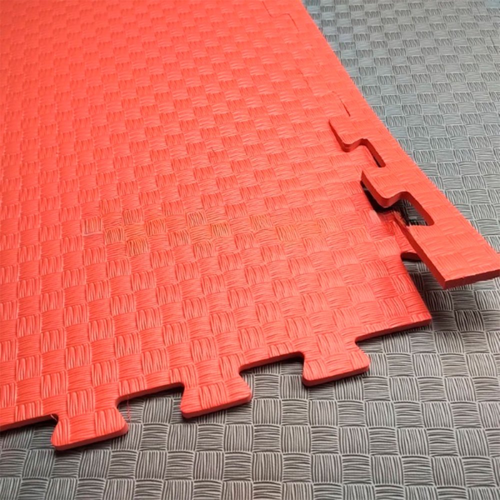 Мягкий пол 1000x1000x8-9 мм 35-40 шор