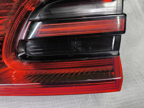 Фонарь правый внутренний Porsche Macan 95b (14-18)