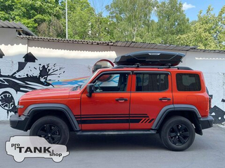 Автобокс Broomer Venture (L) 01.129.03 (черный глянец)