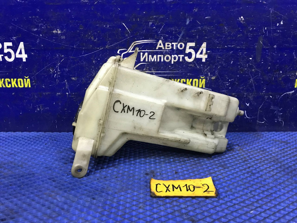 Бачок омывателя TOYOTA IPSUM 1997