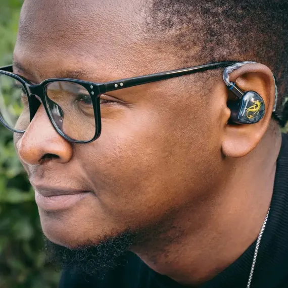 Noble Audio Kublai Khan Black