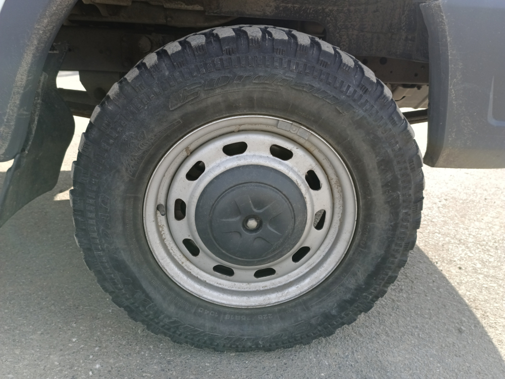GAZ SOBOL Цельнометаллический 27527 (Бензиновый, 2,7 л, 107 л.с, 4WD)